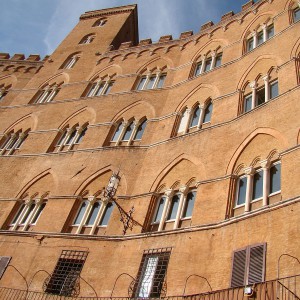 Palazzo Sansedoni - Piazza del Campo Siena city center hotel siena centro - Palazzetto Rosso