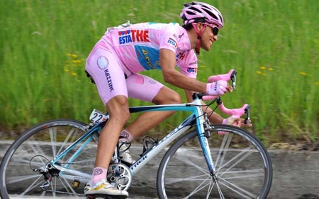 maglia rosa in azione