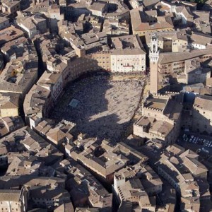 centro storico di Siena: vista di Piazza del Campo